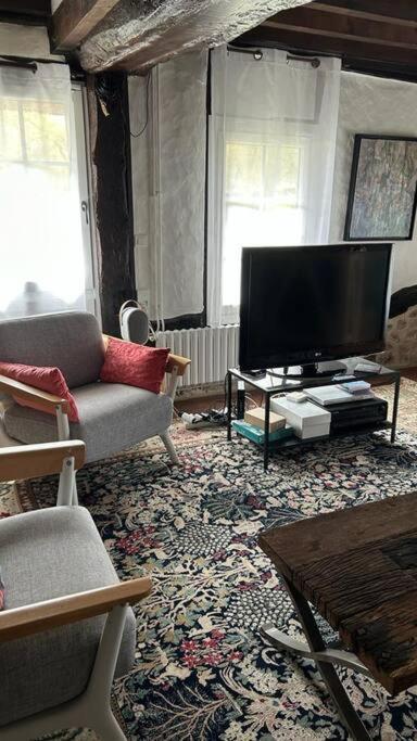 Chaumiere De Charme Cosy Villa Saint-Éloi-de-Fourques Eksteriør bilde